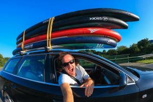 Consejos prácticos: Cómo transportar una tabla de paddle surf hinchable en el coche