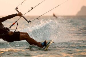 Descubre el significado del Kitesurf: todo lo que necesitas saber.