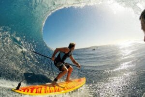 Descubre las mejores ubicaciones para surfear las olas más altas en Paddle Surf