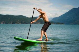 Descubre por qué el Paddle Surf es el deporte más fácil de aprender y cómo iniciarte en él